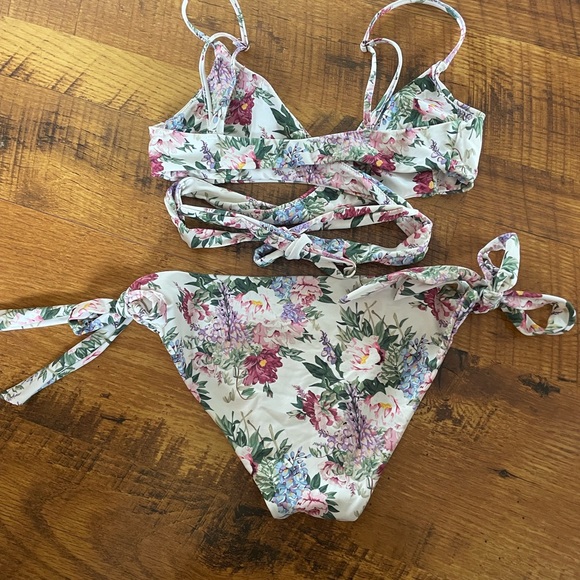 Mumu mermaid bikini 🤩🤩 - Picture 2 of 4